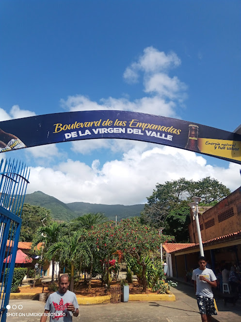 Boulevar de las Empanadas de la Virgen del Valle